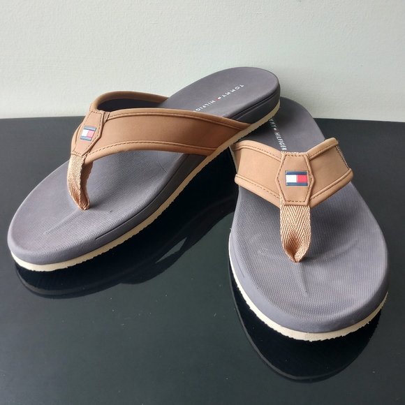 Tommy Hilfiger Men\'s Serio Lightweight Flip Flop Sandals in Nice Light Natural main image 8